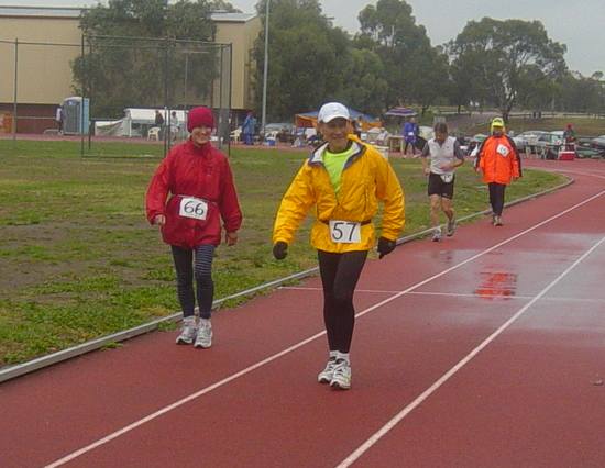 Geoff Hain finishing