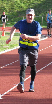 Rob Robertson finishing